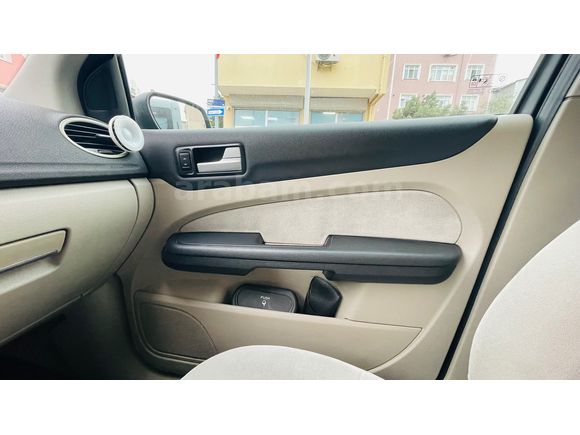 Sahibinden Ford Focus 1.6 TDCi Ghia 2007 Model 