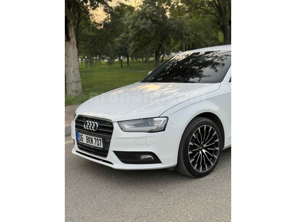 Sahibinden Audi A4 Sedan 2.0 TDI 2014 Model 