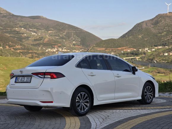 Sahibinden Toyota Corolla 1.6 Vision 2019 Model Osmaniye 185.000