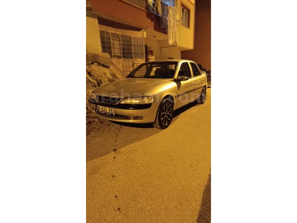 Sahibinden Opel Vectra 2.0 CD 1997 Model