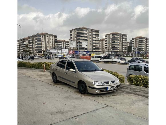 Sahibinden Renault Megane 1.6 RTE 2000 Model 