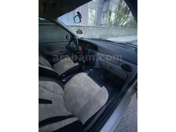 Sahibinden Renault Megane 1.6 RTE 2000 Model 