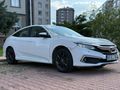 OTOMATİK HONDA CİVİC 1.6İ VTEC ECO ELEGANCE 125 HP BEYAZ FULL