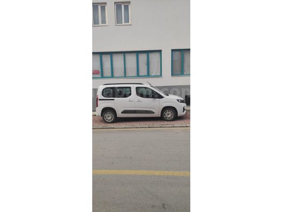 Sahibinden Opel Combo 1.5 CDTI Edition 2024 Model Denizli