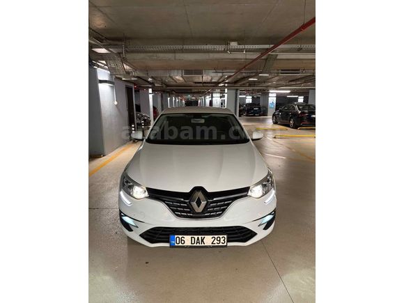 Öncelikli iletişim tel:05055673159
Sahibinden Renault Megane 1.3 TCe Joy Comfort 2022 Model 
