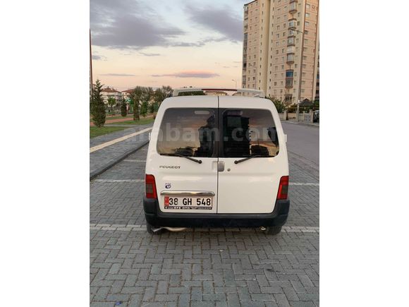 Sahibinden Peugeot Partner 2.0 HDI 2003 Model 
