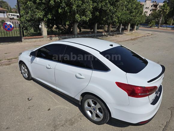 Öğretmenden 2015 model Focus 1.6 TDCi Trend X