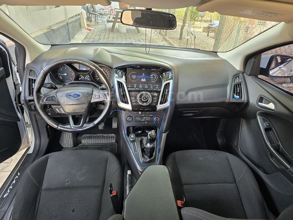 Öğretmenden 2015 model Focus 1.6 TDCi Trend X