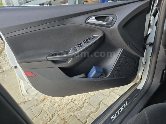 Öğretmenden 2015 model Focus 1.6 TDCi Trend X
