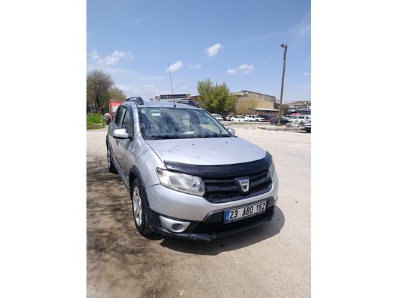 Sahibinden Temiz Dacia Sandero 1.5 dCi Stepway