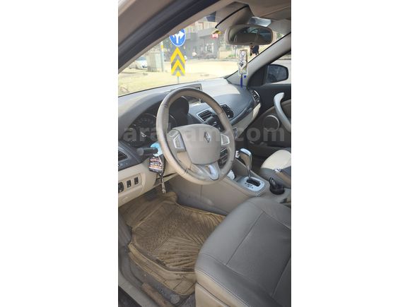 RENAULT FLUENCE EN DOLU PRİVİLEGE PAKET AİLE ARACI