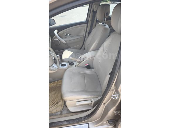 RENAULT FLUENCE EN DOLU PRİVİLEGE PAKET AİLE ARACI