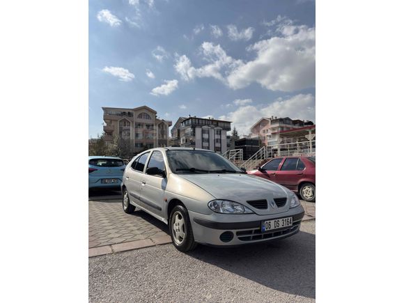 Sahibinden Renault Megane 1.4 Alize 2001 Model 