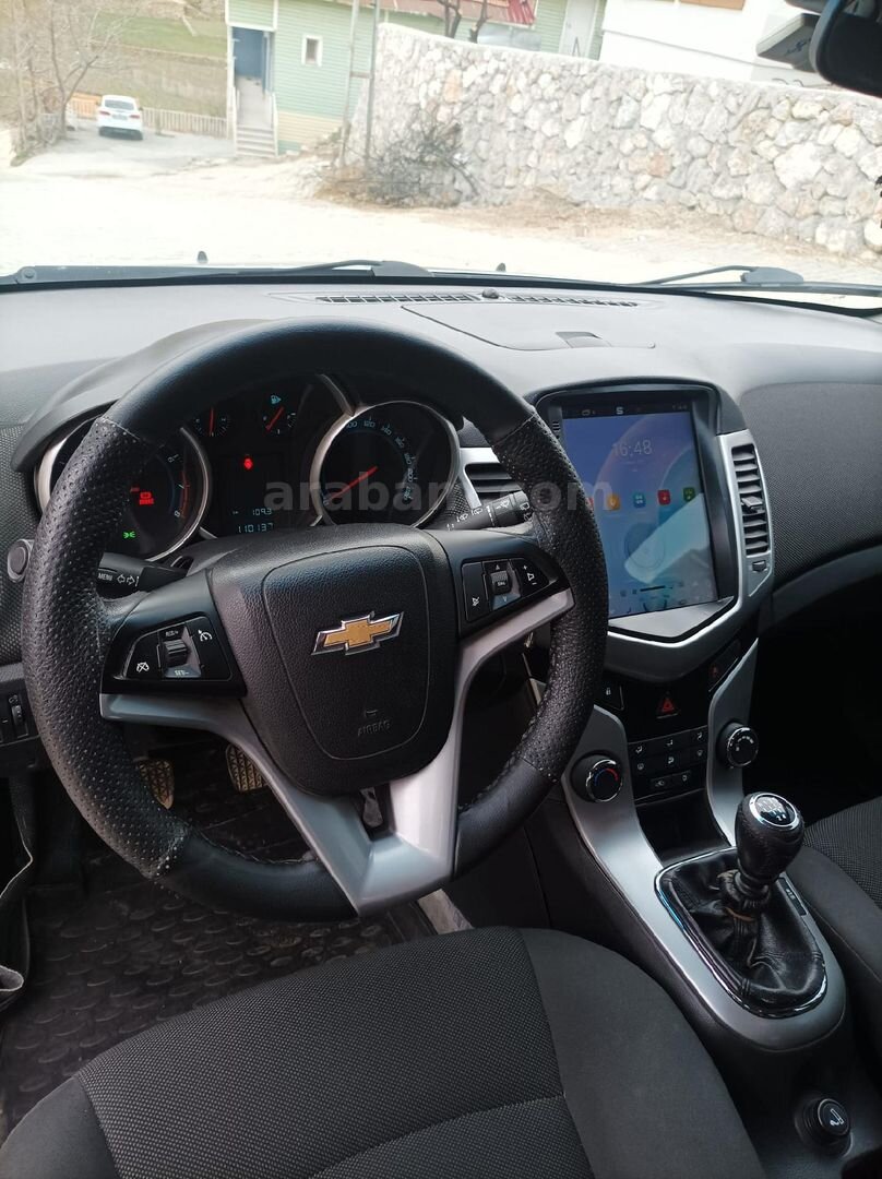 Sahibinden Chevrolet Cruze 1.6 LT 2011 Model Adıyaman 122.000 km Gri (Gümüş) 7