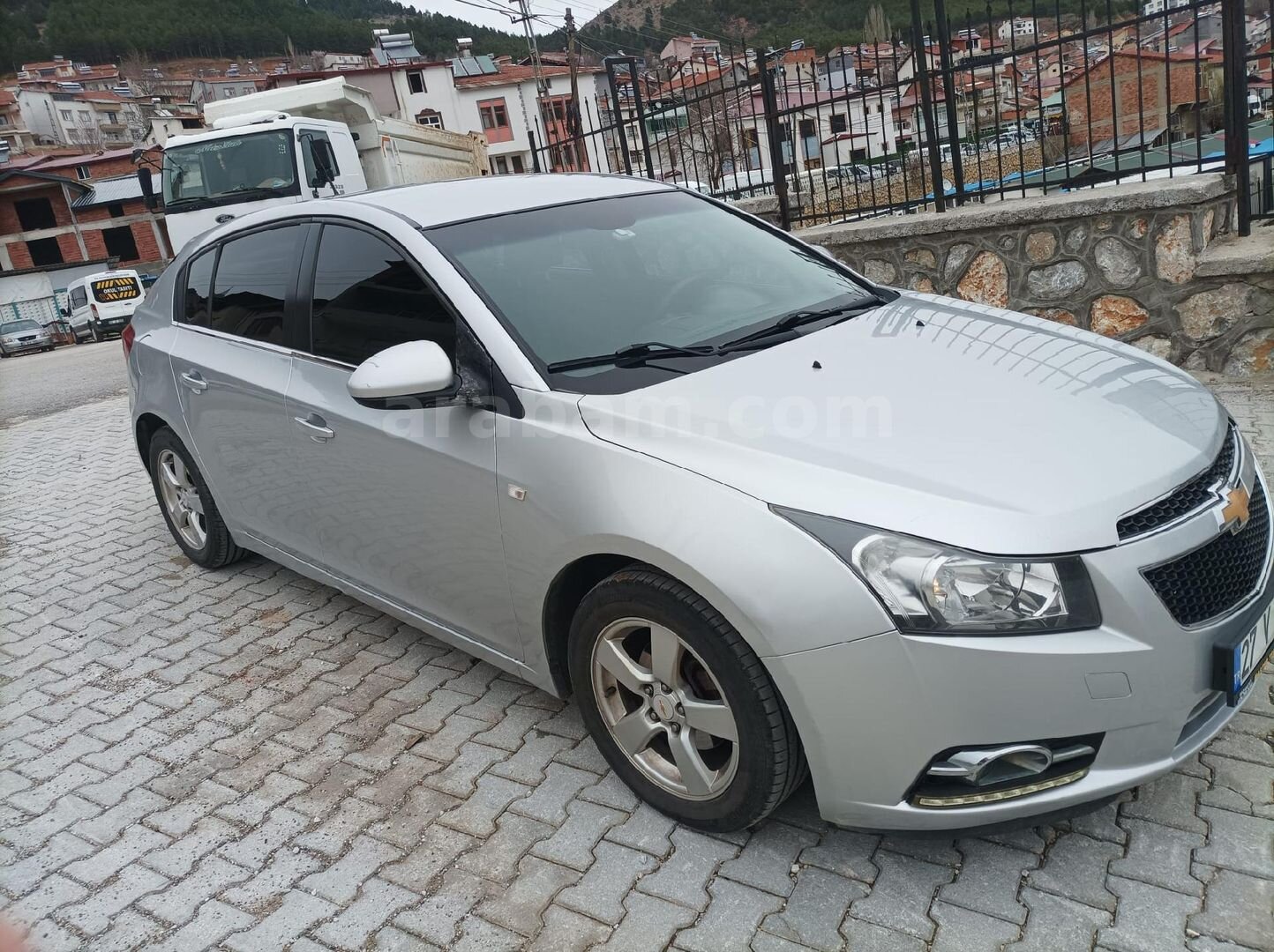 Sahibinden Chevrolet Cruze 1.6 LT 2011 Model Adıyaman 122.000 km Gri (Gümüş) 3