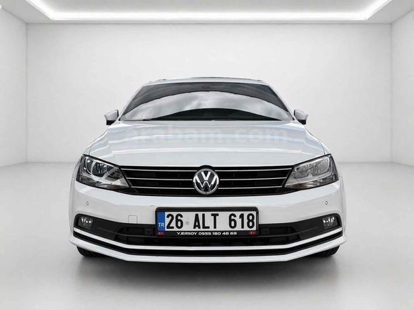 Sahibinden Volkswagen Jetta 1.2 TSi BlueMotion Comfortline 2015 Model Eskişehir 100.000 km Beyaz