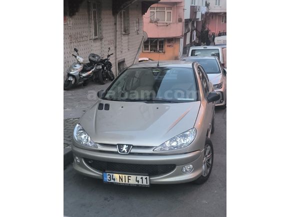 Sahibinden Peugeot 206 1.4 HDi Comfort 2011 Model