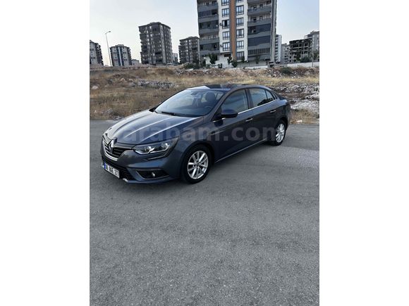 Galeriden Renault Megane 1.5 dCi Touch Plus 2018 Model Gaziantep