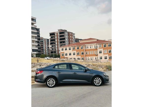 Galeriden Renault Megane 1.5 dCi Touch Plus 2018 Model Gaziantep
