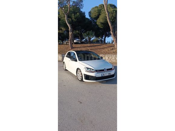VOLKSWAGEN GOLF 1.4 TSI 140 HP HİGHLİNE OTOMATİK CAM T. DEĞŞNSİZ