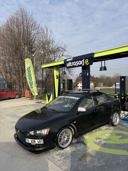Sahibinden Mitsubishi Lancer 1.5 Inform 2010 Model Bolu 250.000 km Siyah