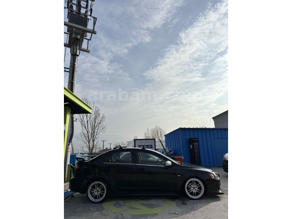 Sahibinden Mitsubishi Lancer 1.5 Inform 2010 Model 