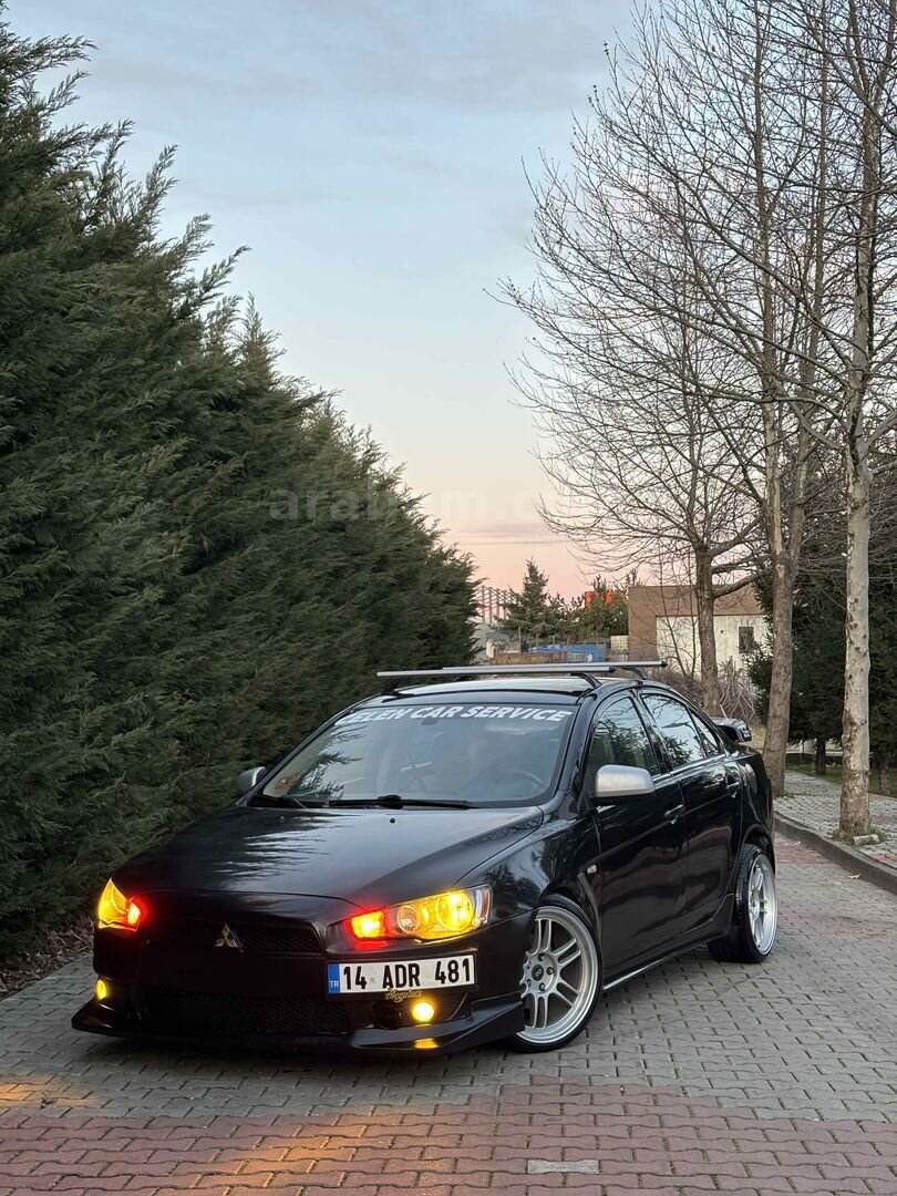 Sahibinden Mitsubishi Lancer 1.5 Inform 2010 Model Bolu 250.000 km Siyah 2