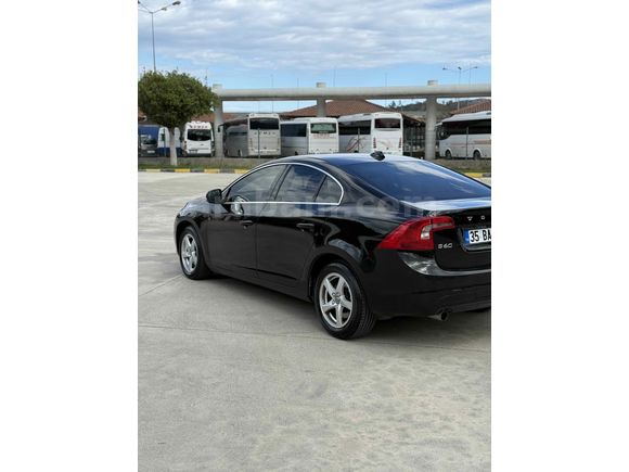 Sahibinden Volvo S60 2.0 D2 PREMIUM 2015 Model  209.010 km Siyah