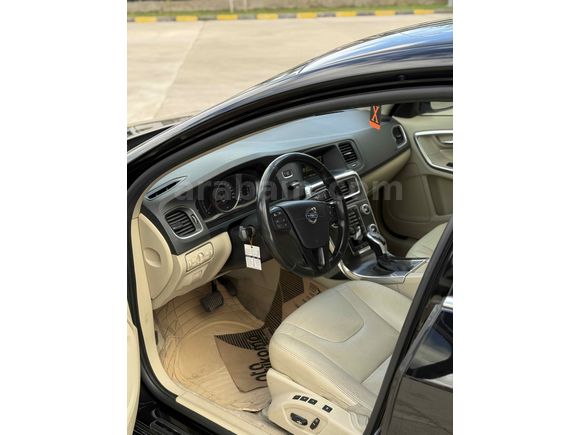 Sahibinden Volvo S60 2.0 D2 PREMIUM 2015 Model  209.010 km Siyah