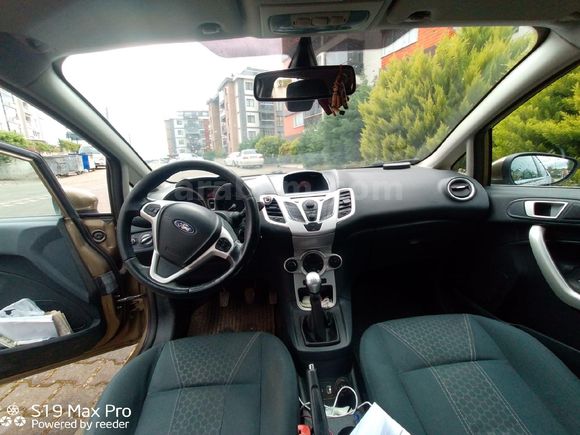 Sahibinden Ford Fiesta 1.4 TDCi Titanium X 2012 Model