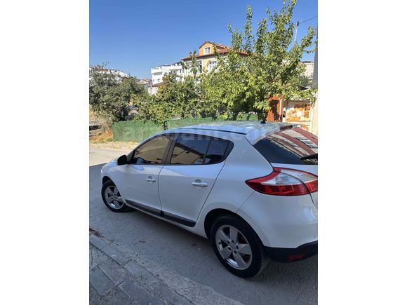 Sahibinden Renault Megane 1.5 dCi Expression 2011 Model 