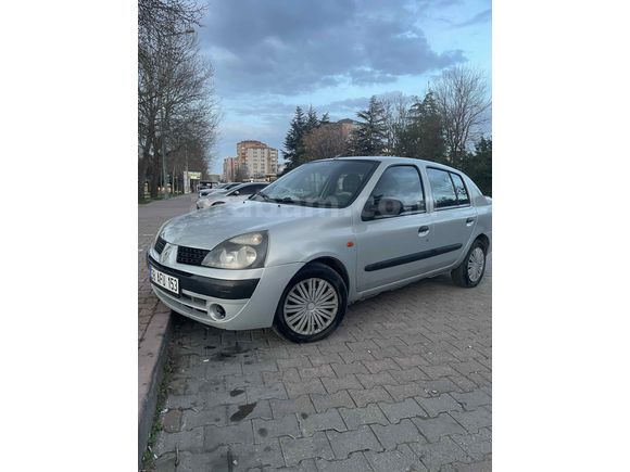 Renault Clio 1.5 DCI 2004 Model   
