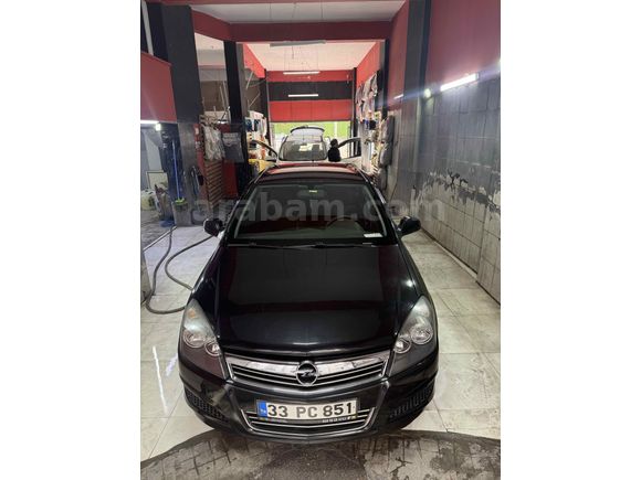 Memurdan Opel Astra 1.6 Essentia 2012 Model 