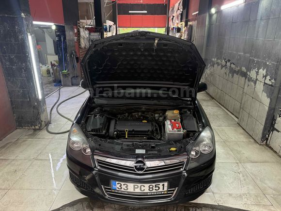 Memurdan Opel Astra 1.6 Essentia 2012 Model 