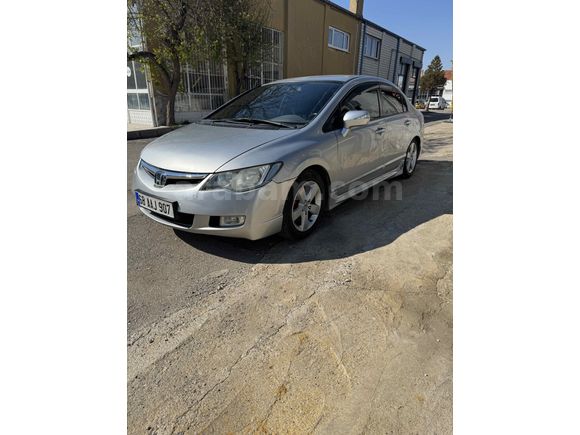 Sahibinden Honda Civic 1.6i VTEC Premium 2008 Model 