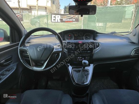 ER MOTORS'DAN 2013 MODEL LACİA YPSİLON DOLCE PAKET (EN DOLUSU )