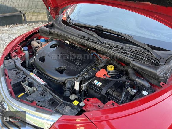 ER MOTORS'DAN 2013 MODEL LACİA YPSİLON DOLCE PAKET (EN DOLUSU )