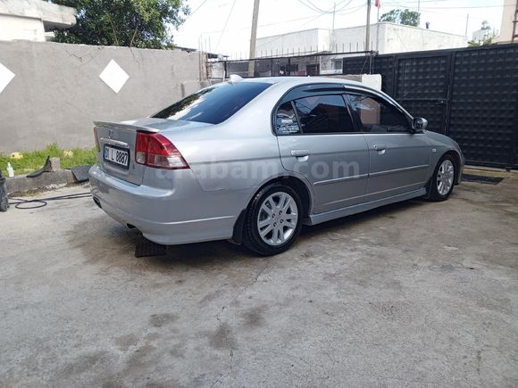Sahibinden Honda Civic 1.6i VTEC LS 2004 Model