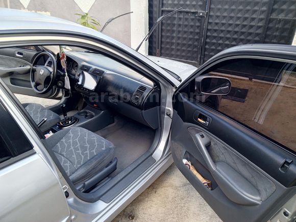 Sahibinden Honda Civic 1.6i VTEC LS 2004 Model