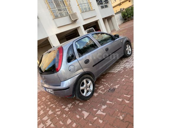 Sahibinden Opel Corsa 1.3 CDTI Essentia 2004 Model  277.000 km Gri