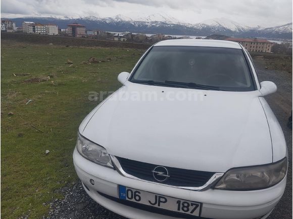 Sahibinden Opel Vectra 2.0 CD 1999 Model