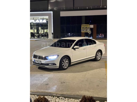 Sahibinden Volkswagen Passat 1.6 TDi BlueMotion Trendline 2015 Model  129.000 km Beyaz