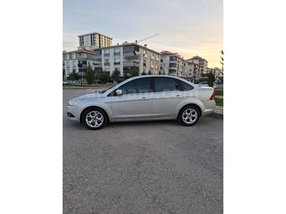 Sahibinden Ford Focus 1.6 TDCi Collection 2011 Model