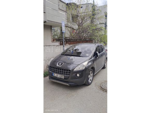 MEMURDAN Peugeot 3008 1.6 HDi Premium Pack 2010 Model  185.000 km Gri (Gümüş)