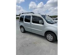 Sahibinden Renault Kangoo Multix 1.5 dCi Extreme 2012 Model  227.000 km Gri (Gümüş)