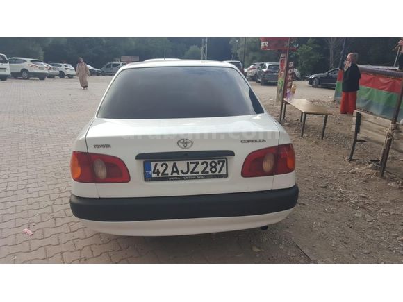 Sahibinden Toyota Corolla 1.3 ECO 2000 Model  245.000 km Beyaz