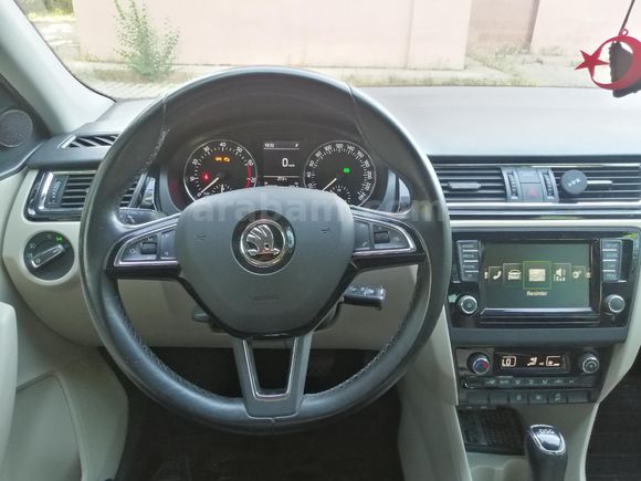 Sahibinden Skoda Rapid 1.2 TSI Spaceback Style 2016 Model  143.000 km Beyaz