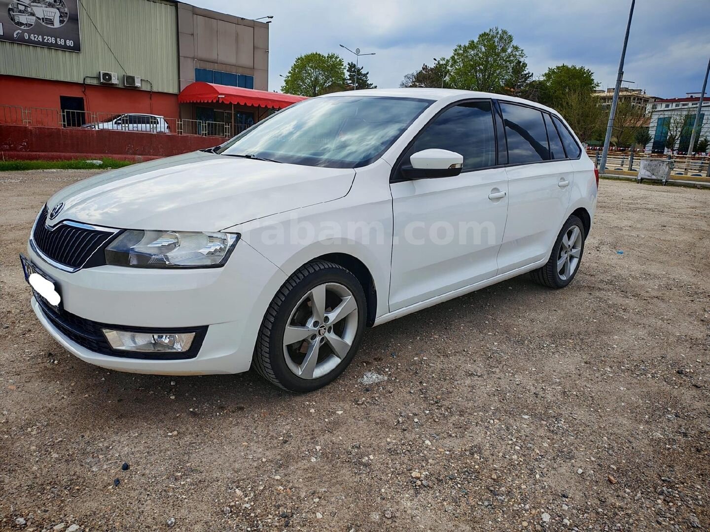 Sahibinden Skoda Rapid 1.2 TSI Spaceback Style 2016 Model 149.000 km Beyaz 1