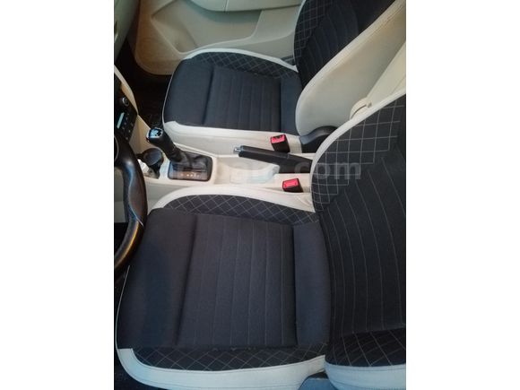 Sahibinden Skoda Rapid 1.2 TSI Spaceback Style 2016 Model  143.000 km Beyaz