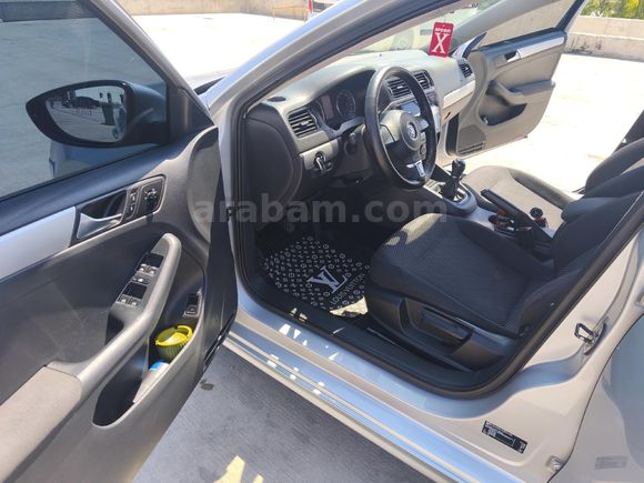 Sahibinden 192000 km de 1.6 TDI jetta